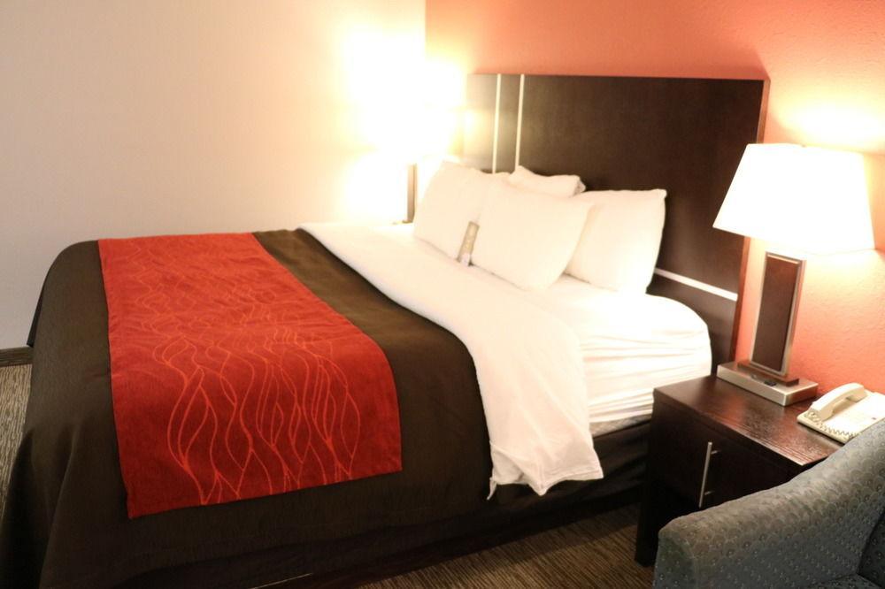 Comfort Inn & Suites Yorkton Dış mekan fotoğraf
