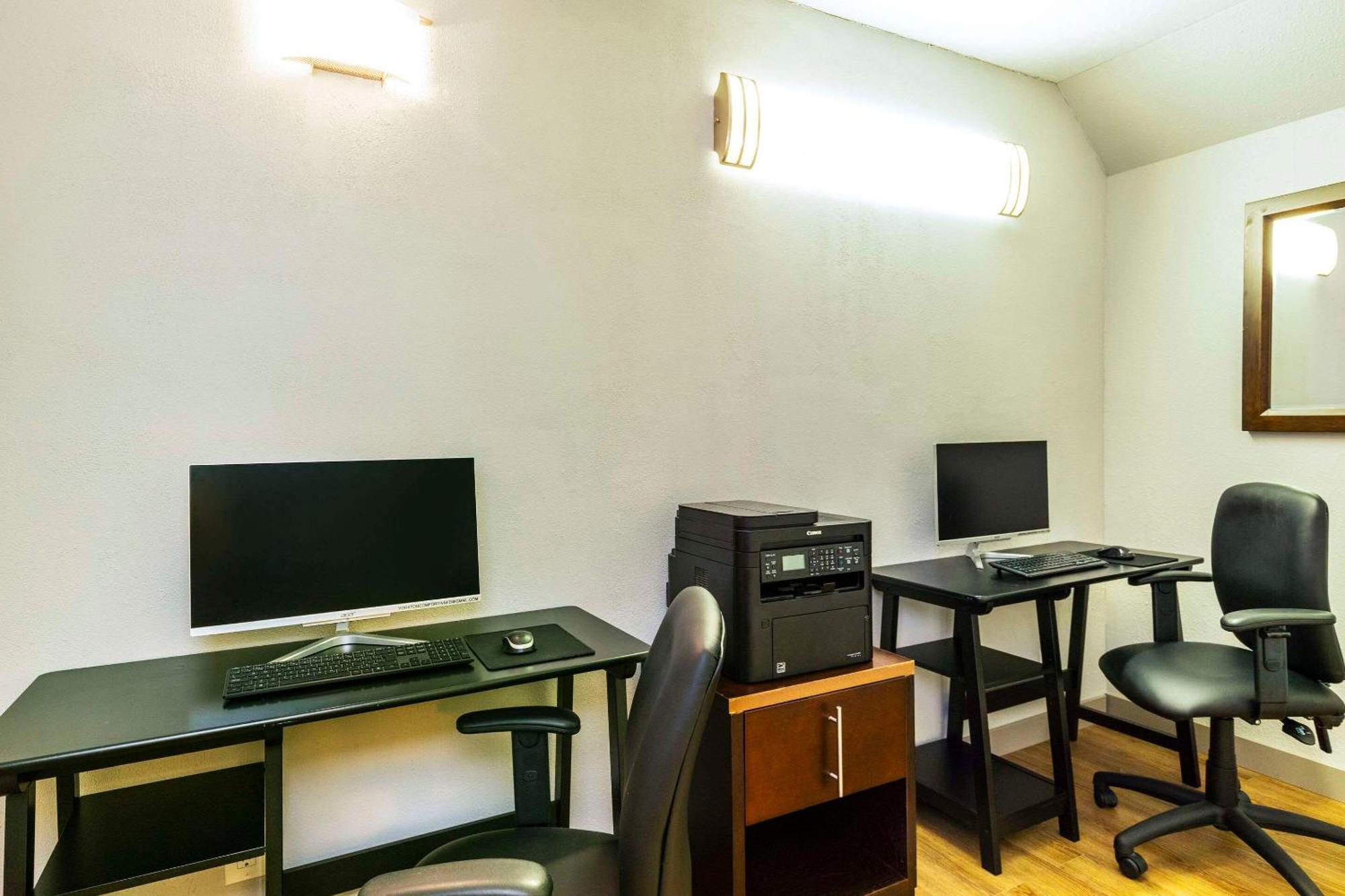 Comfort Inn & Suites Yorkton Dış mekan fotoğraf