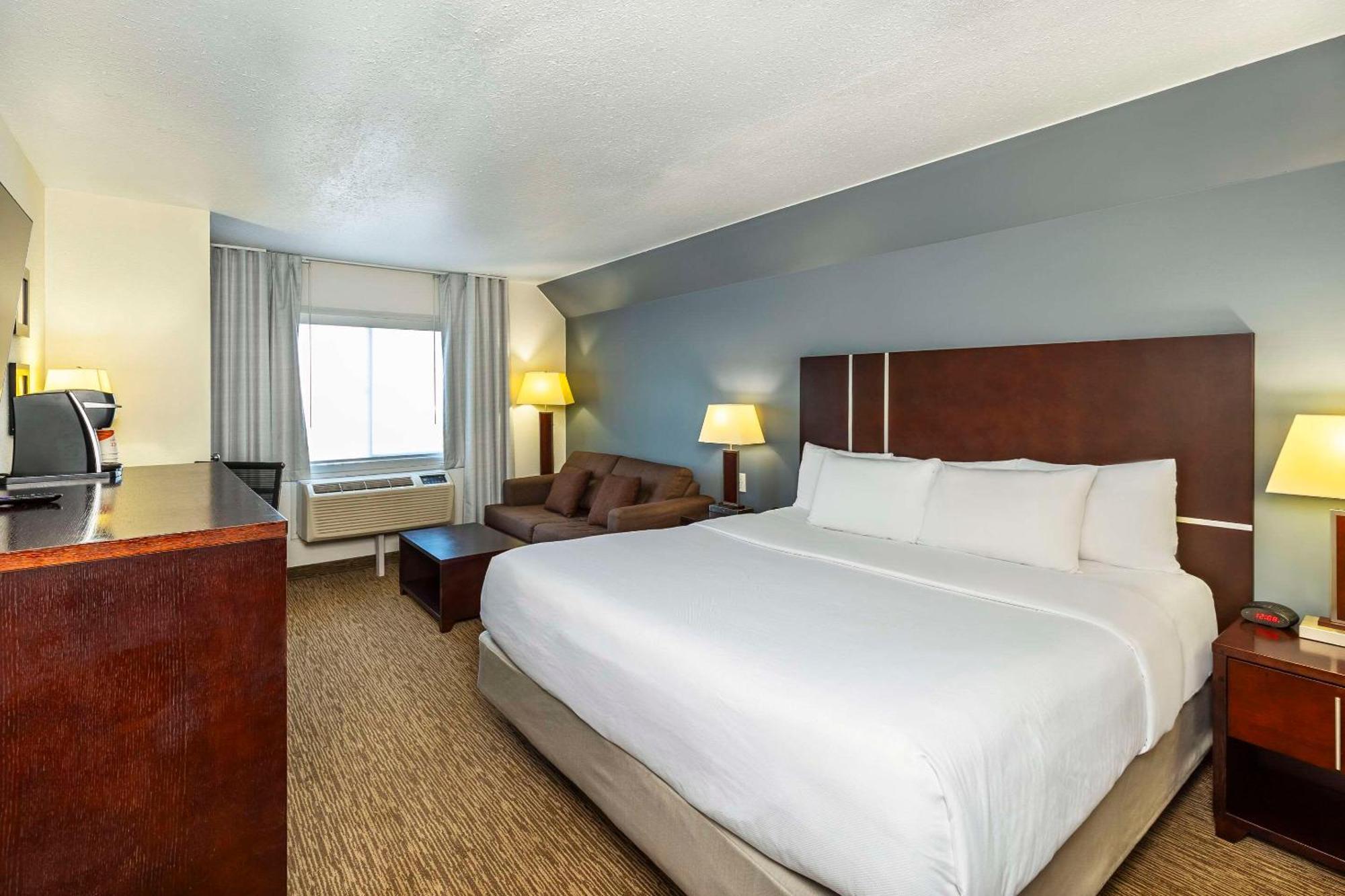 Comfort Inn & Suites Yorkton Dış mekan fotoğraf