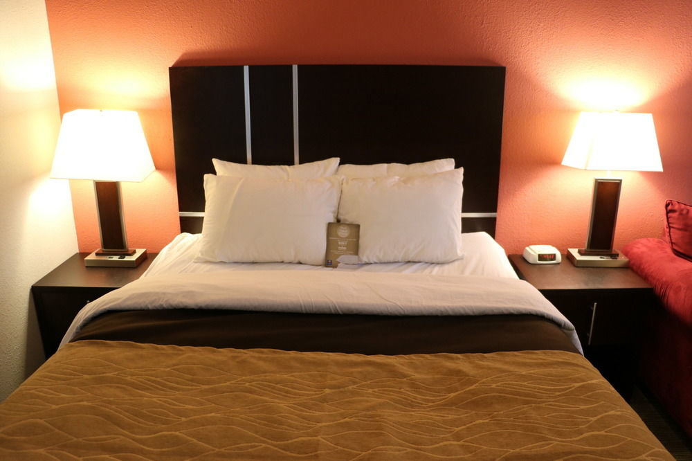 Comfort Inn & Suites Yorkton Dış mekan fotoğraf